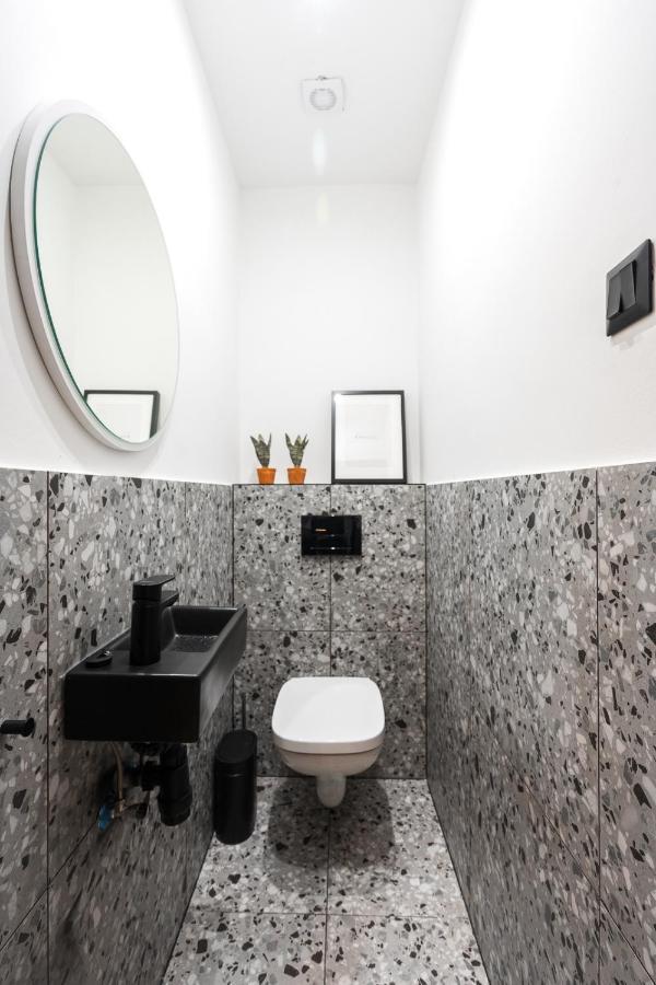 Luxury Peaceful Apartment By The St Stephen'S Basilica Budapest Extérieur photo
